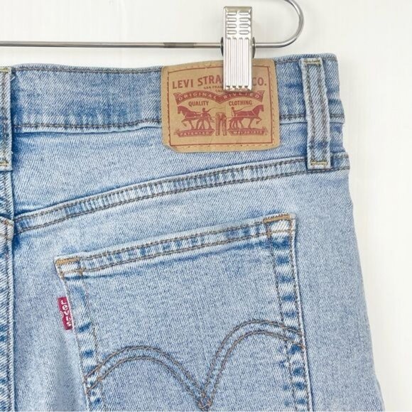 LEVI'S WEDGIE STRAIGHT FIT JEANS BRIDGE OF BELFLOWER 31 - Picture 4 of 12